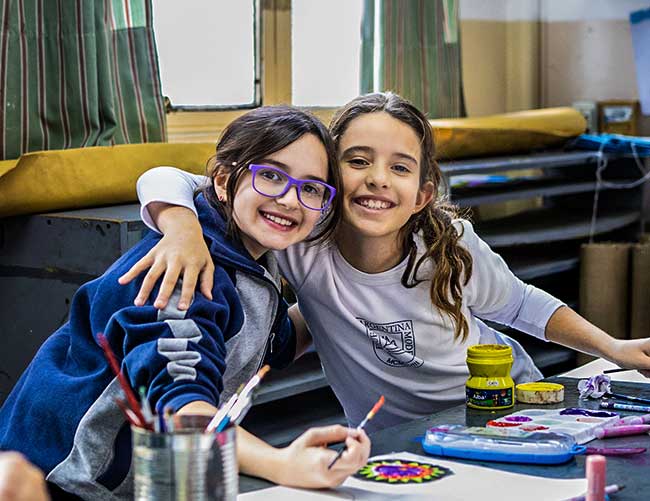 ESCUELA ARGENTINA MODELO