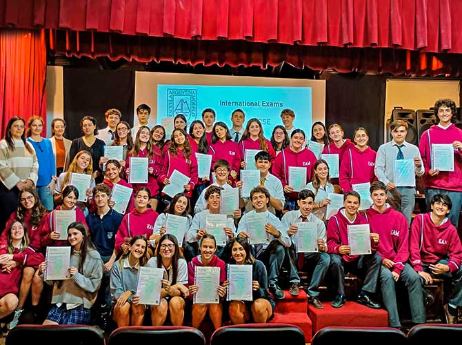 ESCUELA ARGENTINA MODELO