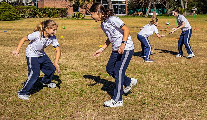 ESCUELA ARGENTINA MODELO