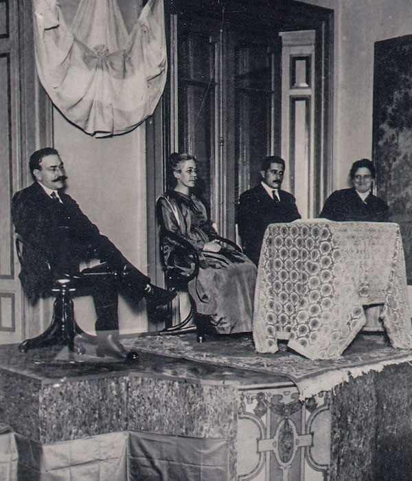 ESCUELA ARGENTINA MODELO