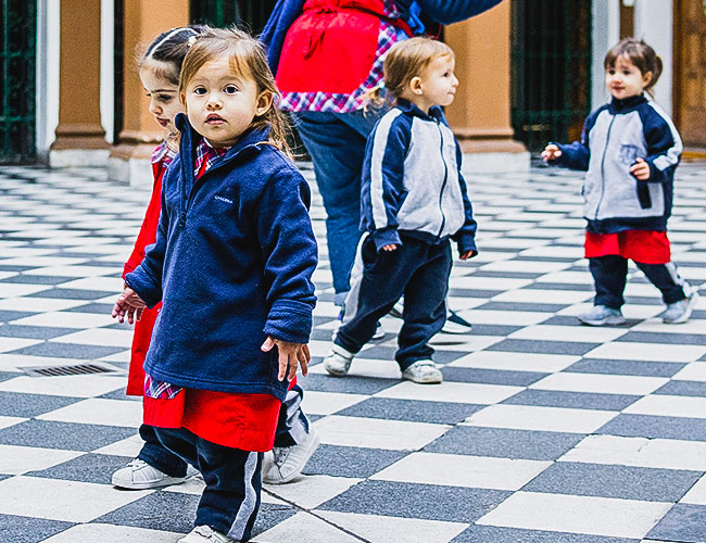 ESCUELA ARGENTINA MODELO