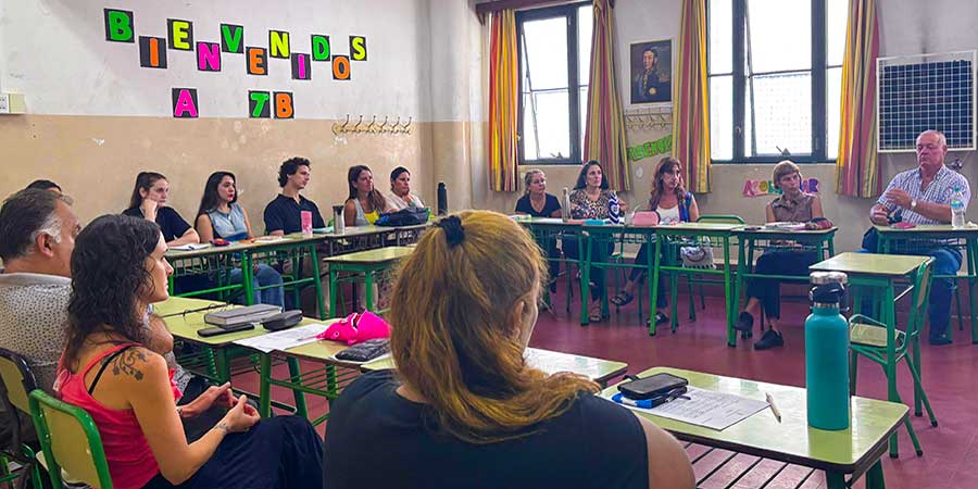 ESCUELA ARGENTINA MODELO