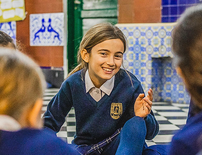 ESCUELA ARGENTINA MODELO