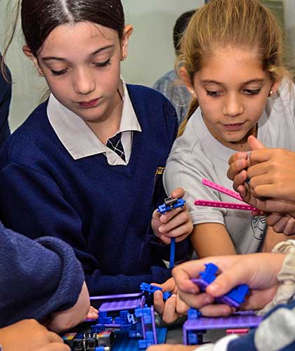 ESCUELA ARGENTINA MODELO