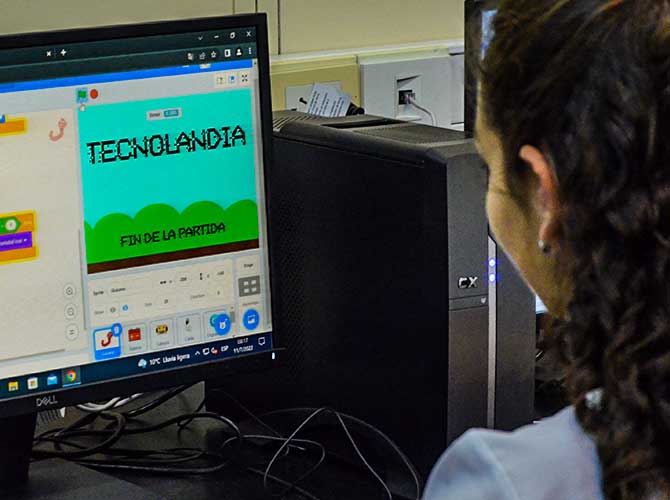 ESCUELA ARGENTINA MODELO
