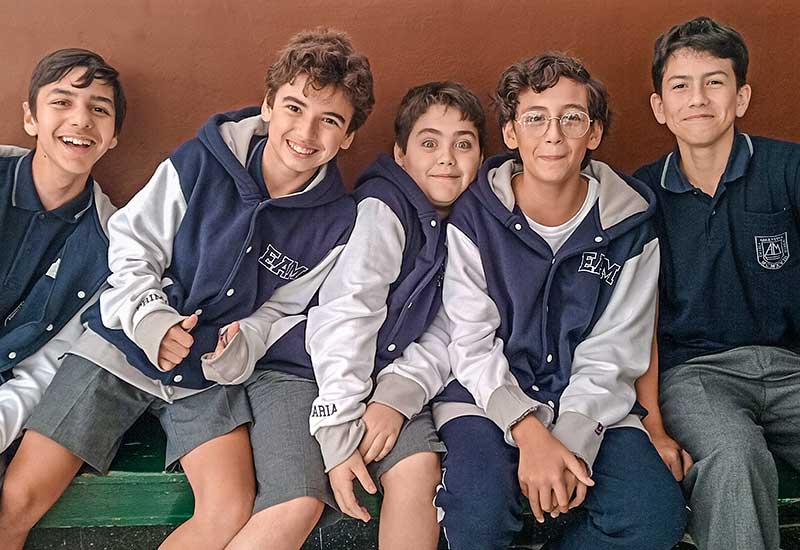 ESCUELA ARGENTINA MODELO