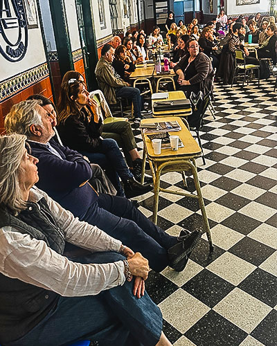 ESCUELA ARGENTINA MODELO