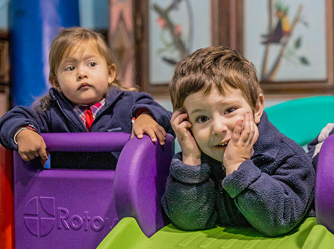ESCUELA ARGENTINA MODELO