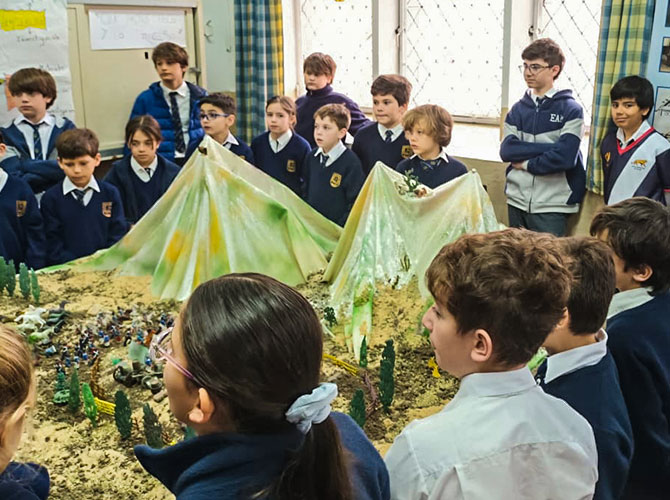 ESCUELA ARGENTINA MODELO