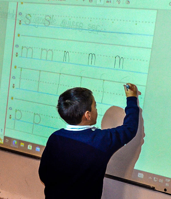 ESCUELA ARGENTINA MODELO