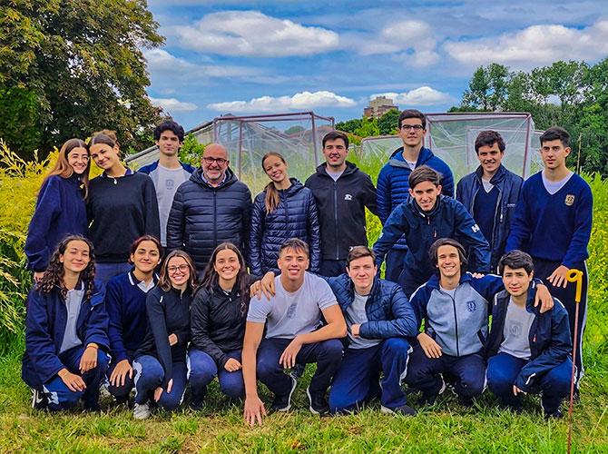 ESCUELA ARGENTINA MODELO
