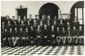 PROMOCIÓN 1960 • ALVAREZ HERRERO, Ramón E. AUGE, Juan. BARY ALVEAR, Eugenio de. BARY ALVEAR, Mariano de. BENEGAS LYNCH, Martín. BERAZAY, Daniel. BLANCO SALAS, Juan. BLAQUIER, Alberto. BUSCO, Eduardo. CALLE, Martín Víctor. CANZANI, Carlos. CAPURRO, Claudio. CATTANEO, Alberto. CERRUTTI, Jorge. CICCO, Juan. COLL, Arístides. DUBOIS, Carlos. FERRANDO, Miguel Angel. FORTE, Vicente. FORTUNA, Hugo. FRANULIC, Danilo. FREI, Pedro. GARCIA BELMONTE, Ricardo. GARCIA OLANO, Francisco. GARROS, Alberto. GARROS, Celestino. GIROLA, Oscar. GOLDARACENA, Julio. GOLDARACENA, Manuel. GOMEZ PERACCA, Luis. GONZALEZ MARTIN, Guillermo. GRILLO, Humberto. HIDALGO, Martín. KRAFT, Alberto. LARREA, Juan. LOCKHART, Enrique. MAC CALL, Roberto. MAGLIONE, Manuel. MANFRINI, Horacio. MANISCALCO, Roberto. MARTINEZ, Roberto. MAZZEI, Juan. MELIAN, Adolfo. MERLINI, Eduardo. MICHEL TORINO, Abel. MOLINARI, Jorge. MONES CAZON, Laureano. MUJICA, Luis. OLIVA, Carlos. ORTIZ, Horacio. PANDOLFI, Alfredo. PILOTTO, Luis. PINTO, Jorge. PINTO, Roberto. QUARNETTI, Arnaldo. QUEJERETA, Guillermo. RAMASCO, Guillermo. RODRIGUEZ VAZQUEZ, Alberto. SALAMANO, Juan. SALAZAR, Jorge. SANCHEZ, Horacio. SANCHEZ INSUA, José. SANS, Miguel. SANTOS MUÑOZ, Fernando. SIGNANINI LAMAS, Agustín Guillermo. SISCA JAUREGUI, Omar. SORCABURU, Eugenio Antonio. TABBUSH PARKS, Roberto. TONELLI, Daniel. VALSANGIACOMO, Enrique. VIGLIONE, Carlos. VILLALOBOS, Benjamín. VILLAVERDE, Juan. VOLPINO, Fernando. ZORRILLA, Juan.