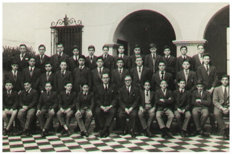 Promoción 1961 • ALBAMONTE, Julio ALSOGARAY, Álvaro ALTUVE, Carlos ALVAREZ, Rodolfo ARISI, Hugo BARNETCHE, Raúl BIOLCATI, Hugo BRUSA, Horacio CAILLON, Miguel CAVALLERO, Héctor CEGLIA, César CONSOLI, Víctor CORNEJO, Luis CORNELLI, Juan C. DE LORENZO, Jorge DE PABLO PARDO, Luis DEDOMENICI, Fernando DEL GENER, Raúl DELFINO, Guillermo DEPETRIS, Ricardo ECHAVARRIA, Guillermo FERRO, Emilio FERRUA, Víctor FIORAVANTI, Máximo GARCIA URIBURU, Miguel GIGLER, Carlos GREGO, Virginio IACCAPRARO, Juan KLOCKNER, Pedro LARZABAL, José M. MARTENS, Hilberto MARTINEZ, Jorge MIGUENS, Ricardo MOGLIA, Jorge MUZZIO, Juan Carlos NAVARRO, Patricio NICASTRO, Luis NIELSEN, Carlos ONETO, Leopoldo Víctor OYANGUREN, Luis PALACIO, Emilio PEISCI, Raúl PEÑA, Federico PLUMET, José POLOTTO, Mario QUIRNO, Federico QUIRNO, Jorge RAMIREZ BOSCO, Luis RECONDO, Juan RESA, José RICART, Amadeo ROSSI, Andrés SALVARREDI, Mauricio Roberto SALVATORI, Eduardo SCHAPOCHNIK, Mario SERRA, Oscar SILVA, Jorge SILVA CHILD, José SINOPOLI, Armando SOSIO, Eduardo SUAREZ, Carlos TACHELLA, Alejandro TAILLADE, Raúl TAVELLA, Antonio TAVELLI, Carlos VERZURA, Carlos YMAZ, Esteban ZARLENGA SOLA, Edgardo Juan