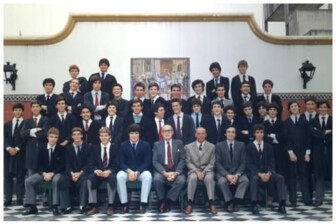 PROMOCIÓN 1986 • ACERO NALI, Ana Victoria. ALFASSO, Georgina Paola. ALVARADO, Paula. AMIL MARTIN, Sebastian J. ARAUZ, Alejandro D. ARIAS, Guillermo M. BAIBIENE, Matías. BARZI, Guillermo. BASTONE, Karina Paula Luisa. BENGOLEA MAGUIRE, Facundo M. BOSCHELLI, Andrea Paula. BRIANO, Cesar A. BUGNARD, Enrique Juan S. CALVO BRUNI, Gonzalo V.M. CANDELORO, Alejandro O. CASH, Rafael. DELLEPIANE, Isabel. DEVOTO, Andrés G. DOTTORI, Sandra Virginia. ESTRADA, Alejandro. ESTRADA, Alejandro C. ETCHEGARAY, Gastón. FILLOL, Gustavo. GEORGALOS, Alejandro M. GITTO, Christian G. GOMEZ PUEYRREDON, Patricia. GONZALEZ CUETO, Carolina Ma. KUGLER, Nicolás D. LANUSSE, Antonio Roberto. LAVIE PICO, Enrique V. LAVIERO, Irma Viviana. LOCANE, Alejandro H. LOCATELLI, Mariano E. LOPEZ BELSUE, María Inés. MAGNASCO, Sebastián. MARTELLI, Constanza. MARTINEZ ALVAREZ, Ma. Eugenia. MICHELLI, Alicia Aurelia. ONETO, Mariano. PANZARASA, Patricia Gabriela. PASCHERO, Leandro. PERALES, Diego Luis. PIERES, Juan José. QUERIO, Tomas Esteban. RALDUA, Miguel A. RES, Karin. ROBLES, Graciela Alejandra. RODRIGUEZ LARRETA, Mariano. ROMAN, Mariano J.A. ROMERO, Juan Manuel. SAIN, Juan Pablo. SALINAS, Carlos F. SEGURA, Agustín P. M. SEMBEROIZ, Ana Inés. VERDIER, Christián M. WILLIAMS, Constanza María.